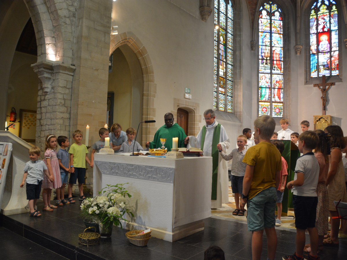Remise du Notre Père et Assemblée&nbsp;paroissiale